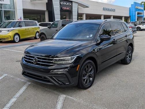 2023 Volkswagen Tiguan 2.0T SE