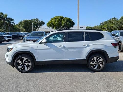 2025 Volkswagen Atlas 2.0T SE w/Technology