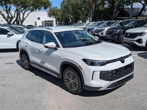 2025 Volkswagen Tiguan 2.0T S