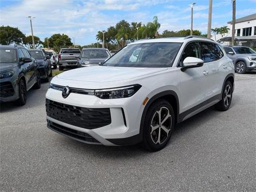 2026 Volkswagen Tiguan 2.0T SE