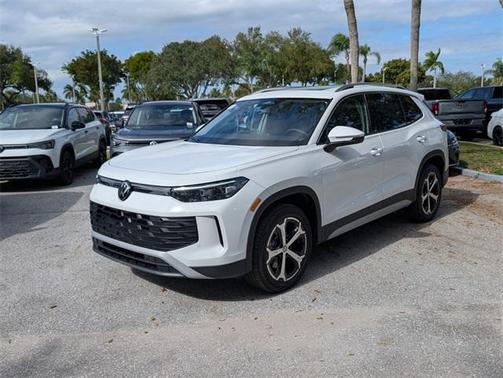 2026 Volkswagen Tiguan 2.0T SE