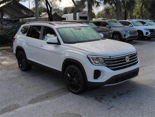 2026 Volkswagen Atlas 2.0T SE w/Technology