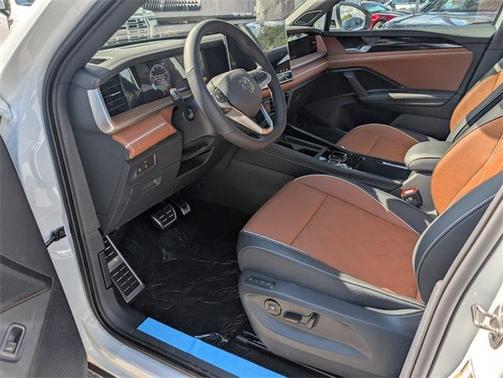 2026 Volkswagen Tiguan 2.0T SEL R-Line