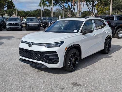 2026 Volkswagen Tiguan 2.0T SE R-Line Black