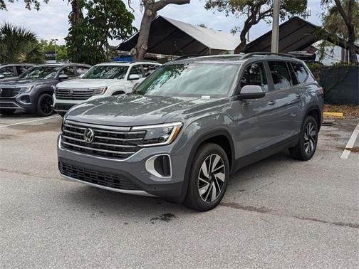 2025 Volkswagen Atlas 2.0T SE w/Technology
