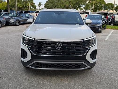 2025 Volkswagen Atlas Cross Sport 2.0T SE w/Technology