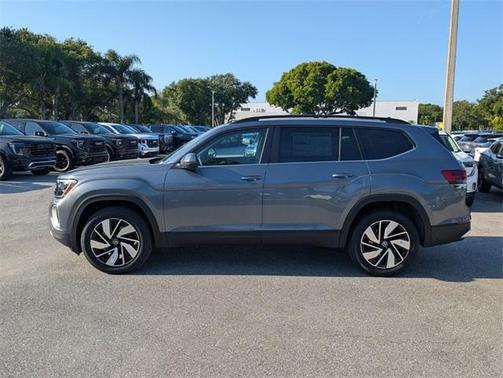 2025 Volkswagen Atlas 2.0T SE w/Technology