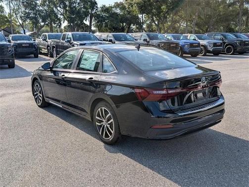2025 Volkswagen Jetta 1.5T SE