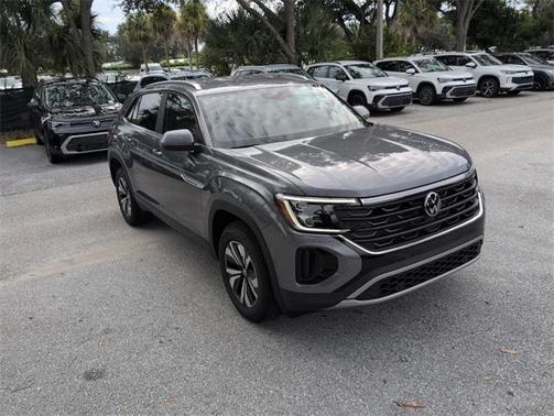 2025 Volkswagen Atlas Cross Sport 2.0T SE