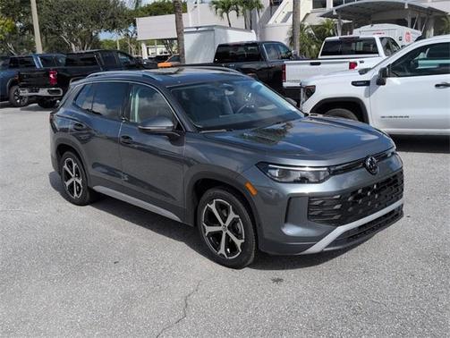 2025 Volkswagen Tiguan 2.0T SE