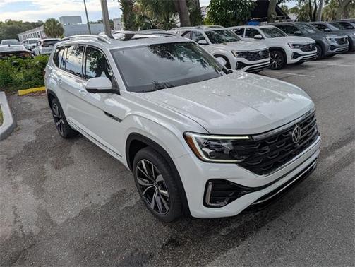 2025 Volkswagen Atlas 2.0T SEL Premium R-Line