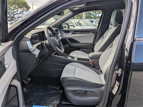 2025 Volkswagen Tiguan 2.0T SE R-Line Black