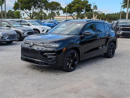 2025 Volkswagen Tiguan 2.0T SE R-Line Black