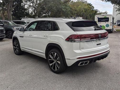 2025 Volkswagen Atlas Cross Sport 2.0T SEL Premium R-Line
