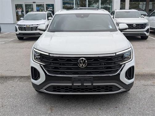 2025 Volkswagen Atlas Cross Sport 2.0T SE w/Technology