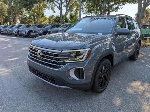 2025 Volkswagen Atlas 2.0T SE