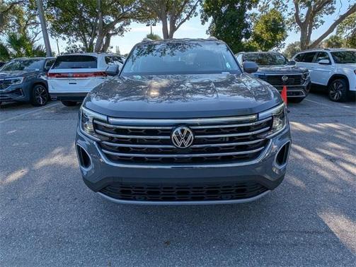 2025 Volkswagen Atlas 2.0T SE
