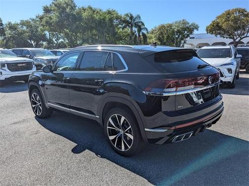 2025 Volkswagen Atlas Cross Sport 2.0T SEL Premium R-Line