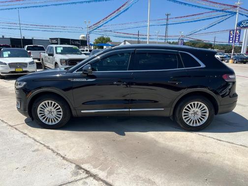 2020 Lincoln Nautilus Standard