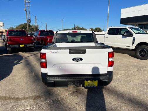 Oxford White 2026 Ford Maverick XL