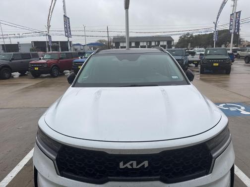 2023 Kia Sorento SX