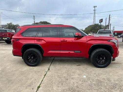 2023 Toyota Sequoia Platinum