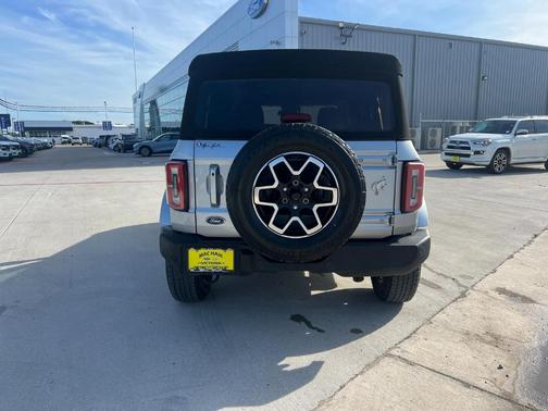 2022 Ford Bronco Outer Banks
