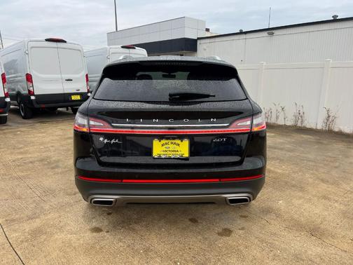 2020 Lincoln Nautilus Reserve