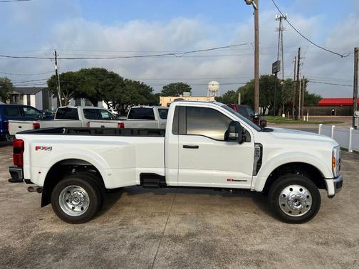 Oxford White 2026 Ford F-450 XLT