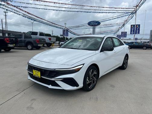 2025 Hyundai ELANTRA HEV SEL Sport