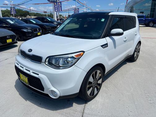 Clear White 2015 Kia Soul !