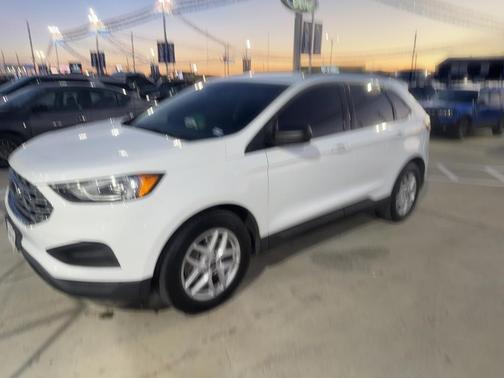 2022 Ford Edge SE