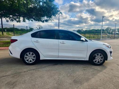 Clear White 2023 Kia Rio LX
