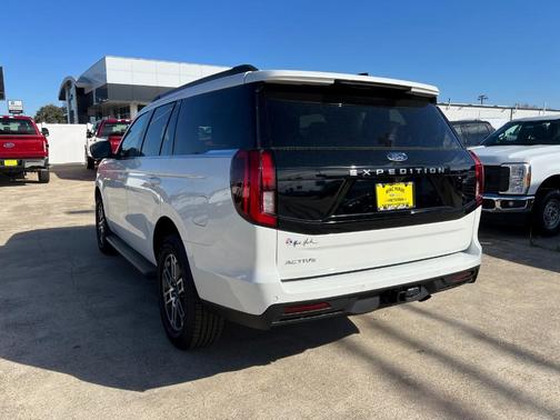 2026 Ford Expedition Active