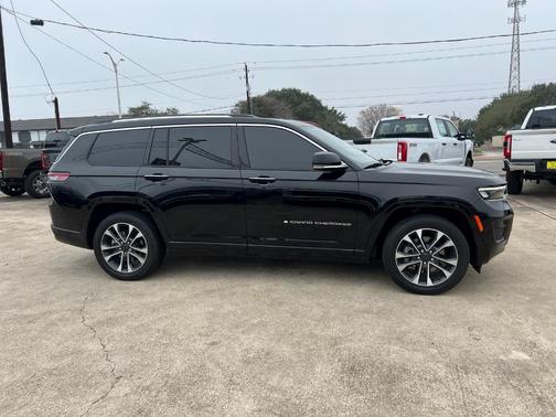 2022 Jeep Grand Cherokee L Overland