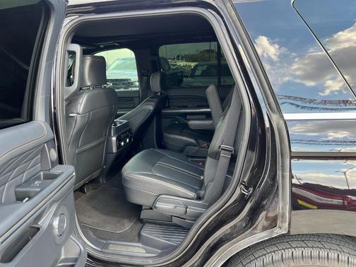 2024 Ford Expedition Platinum
