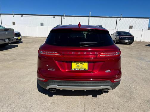 2015 Lincoln MKC Base