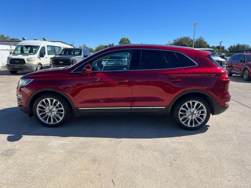 2015 Lincoln MKC Base