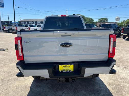 2025 Ford F-250 Lariat