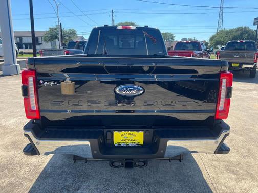 Black Metallic 2026 Ford F-250 Lariat