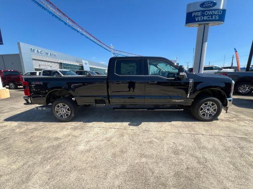 Black Metallic 2026 Ford F-250 Lariat