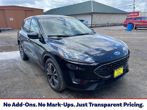 Black Metallic 2022 Ford Escape SE