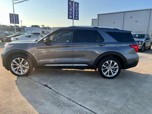 2021 Ford Explorer Platinum