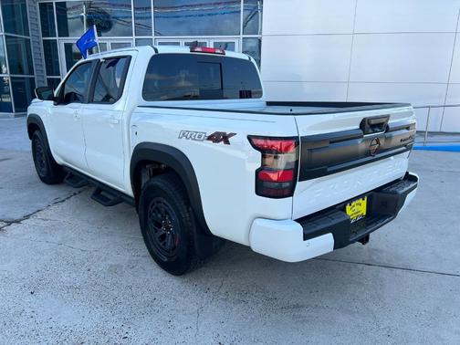 Glacier White 2025 Nissan Frontier PRO-4X