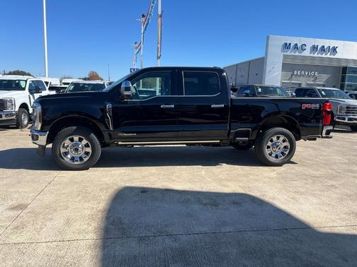 Black Metallic 2026 Ford F-250 Lariat