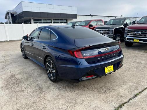 2022 Hyundai SONATA SEL Plus