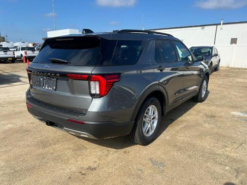 Gray Metallic 2026 Ford Explorer Active