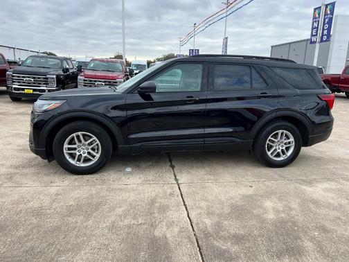 Black Metallic 2026 Ford Explorer Active