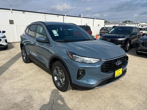 2026 Ford Escape ST-Line Select