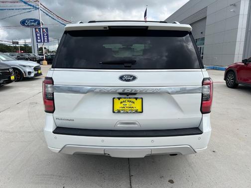 White Metallic 2021 Ford Expedition Platinum